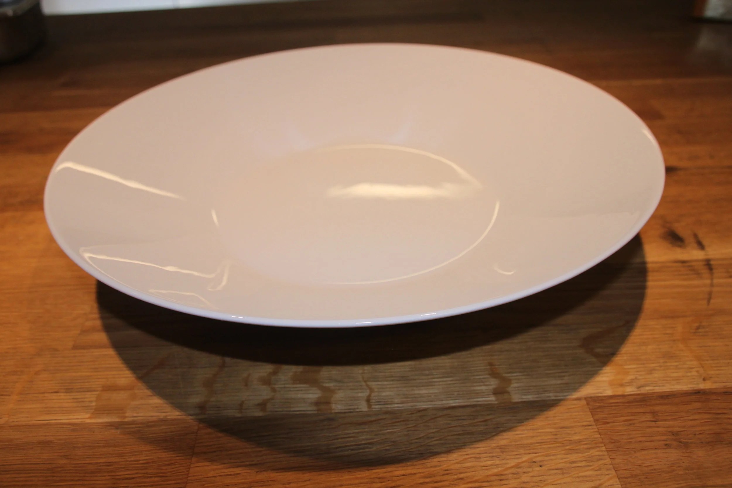 Serveringsfat skrå sider 28 cm hvit, Leie kr. 10,- pr. stk