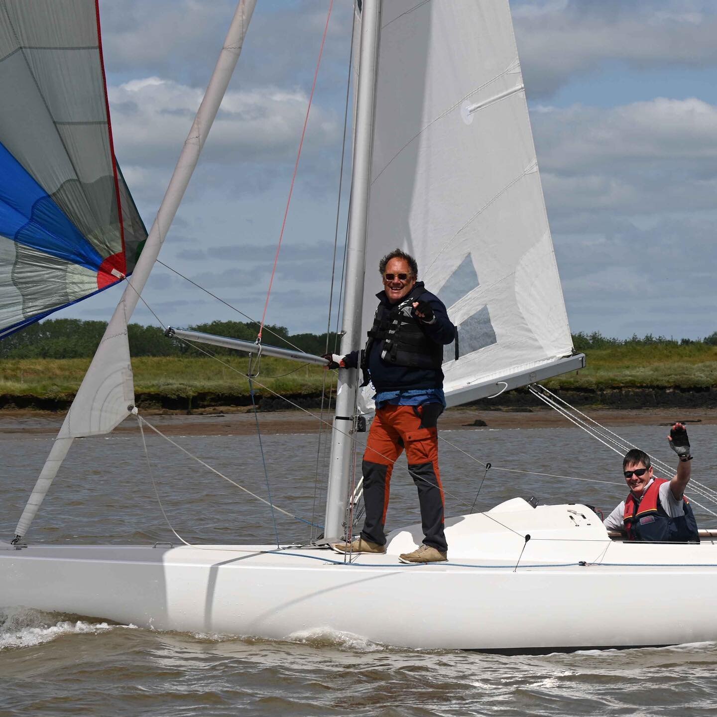 Steve is sailing in Aldeburgh this week, back next week. 👓 ⛵️ 👓 #sailing #aldeburgh #riveralde #dragon #sailboats #sail #optician #opticianlife #cutlerandgross #suffolksailing