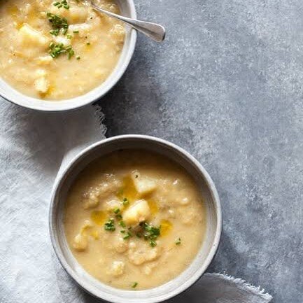 Creamy Leek &amp; Potato Soup - Home Delivered Goodness 😋 🙌

#soup #delivery #homedelivery #topnosh #hotpotatohotpotato