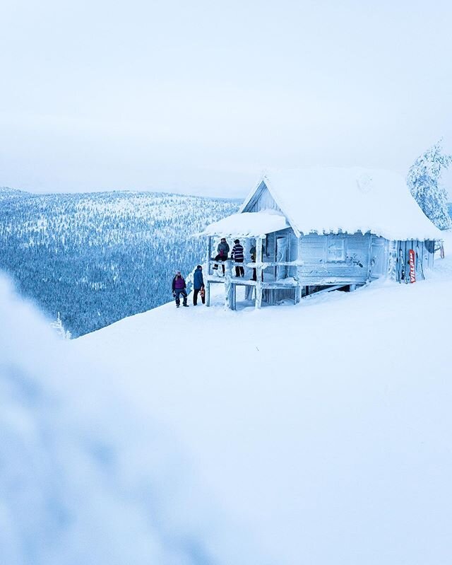 Iconic Santa&rsquo;s cabin 🎅🏻