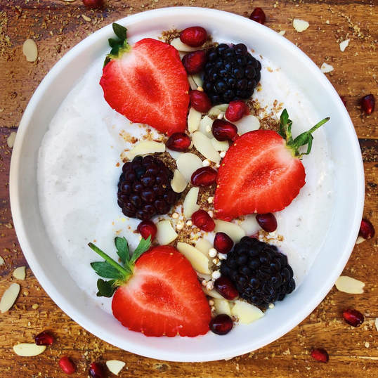 10-banana-smoothie-bowl.jpeg