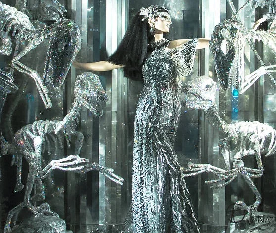 Holiday Window Extravaganza