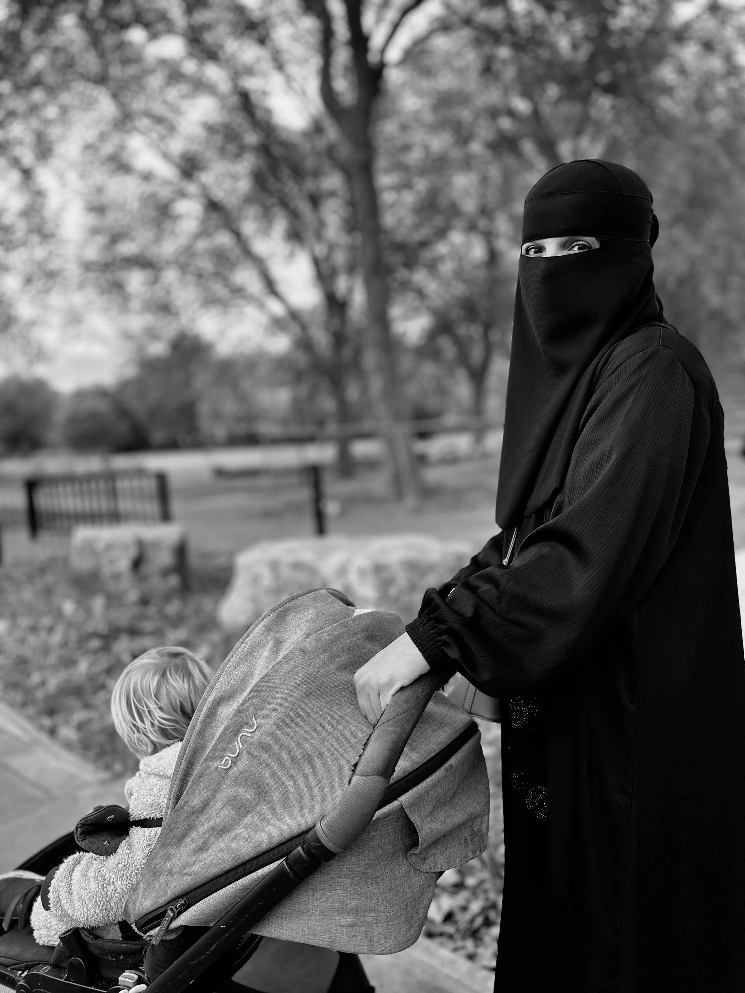 ©ManalMassalha_Everyday conviviality - childminder .jpg