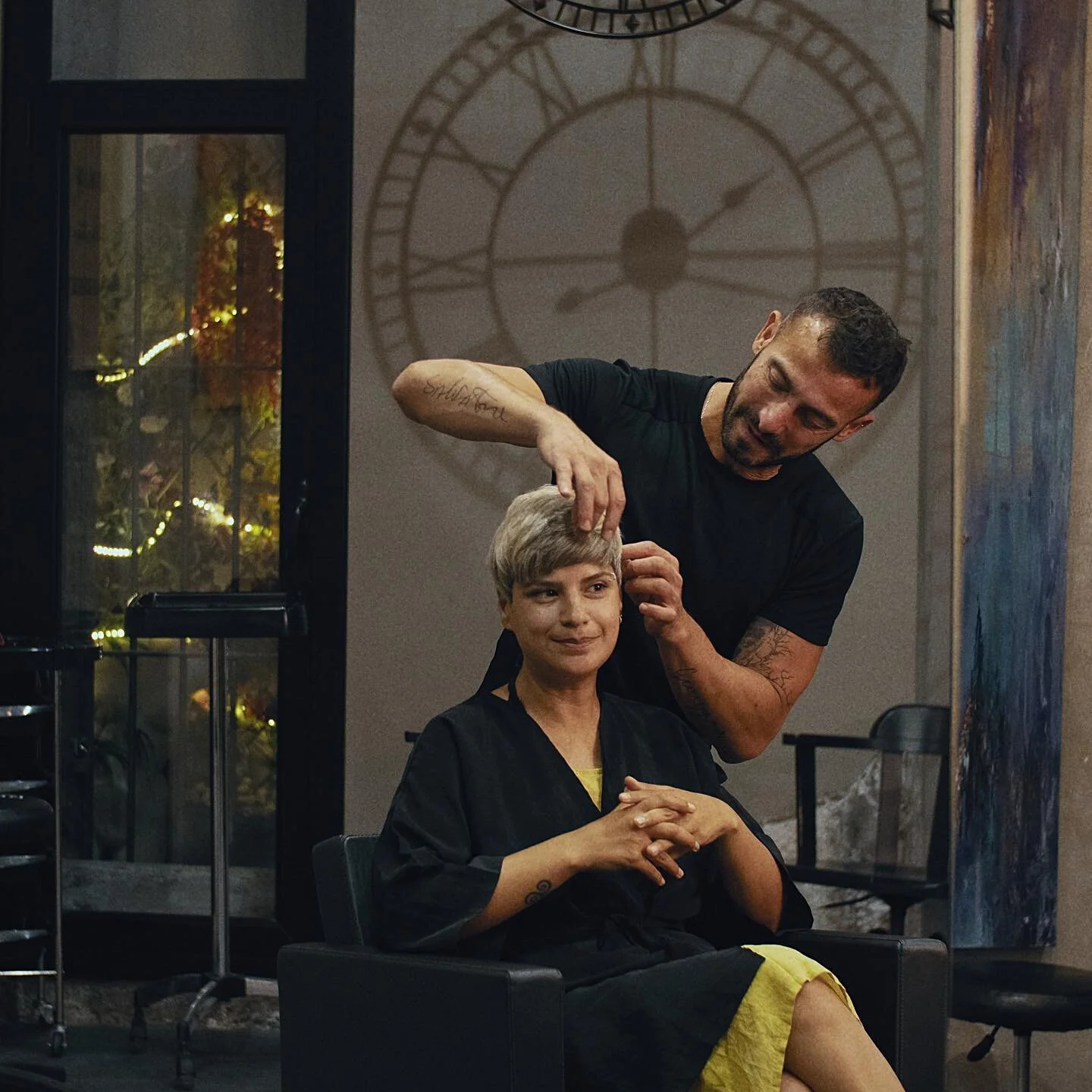 Opera's novel concept was originally inspired by the famous quote of American philosopher Ralph Waldo Emerson who said: &lsquo;Love of beauty is taste. The creation of beauty is art&rsquo;. 🎀✨

 #hair #hairsalon #hairdresser #haircut #hairstylist #h