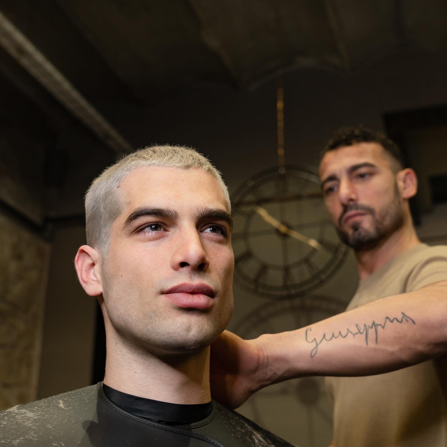 Are you ready for this season? 🔥🔥🔥
Get your appointment and enjoy the best hair salon experience ✨

#operaloungebarcelona #operalounge #hairsalon #beauty #hair #ashblonde #ash #shavedhead #trendymen #fresh #professional #hairprofessional #barcelon