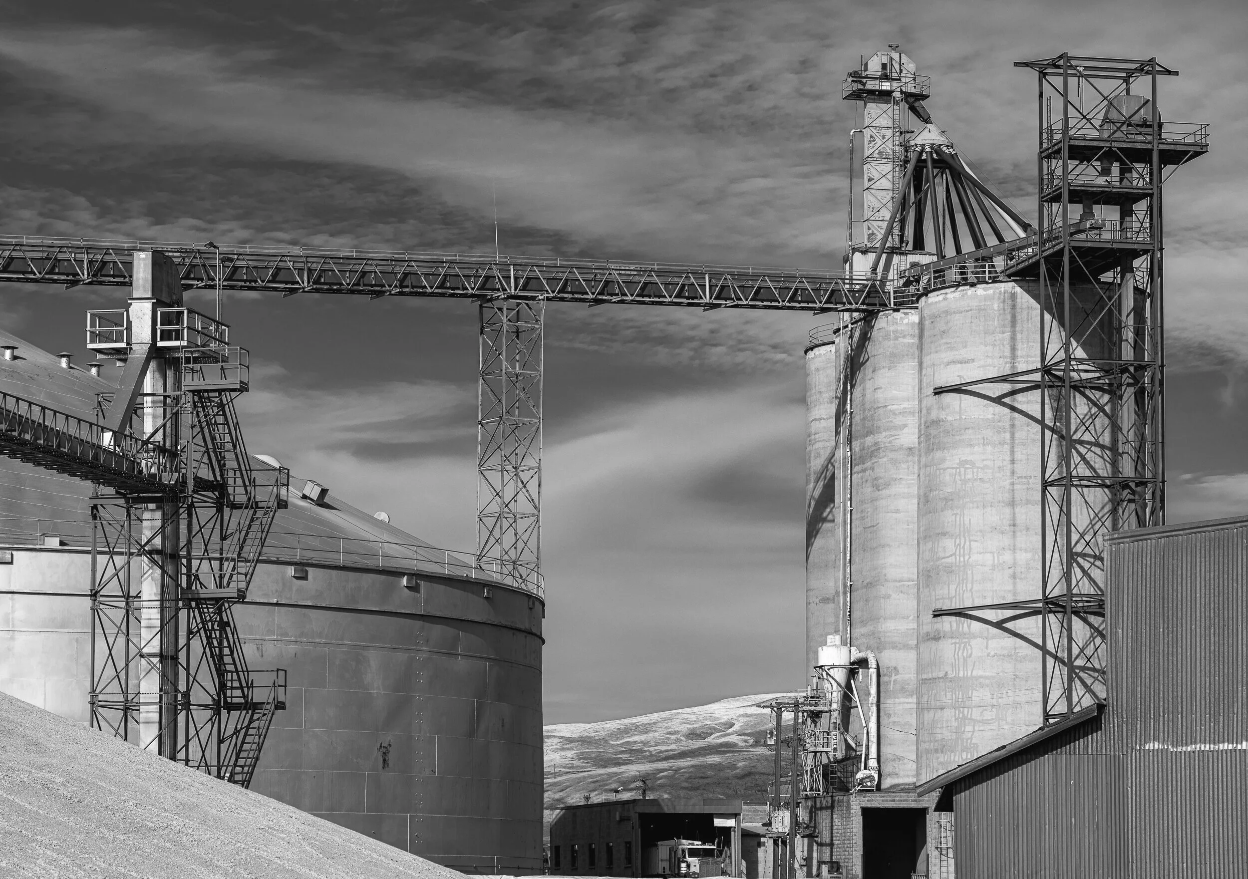 silos.JPG