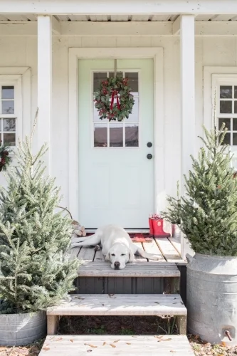 christmasplayhouse1.jpg