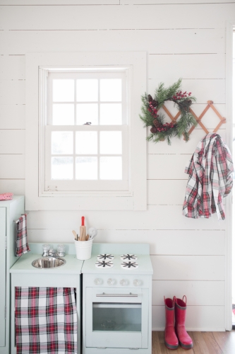 CHRISTMASplayhouse9.jpg