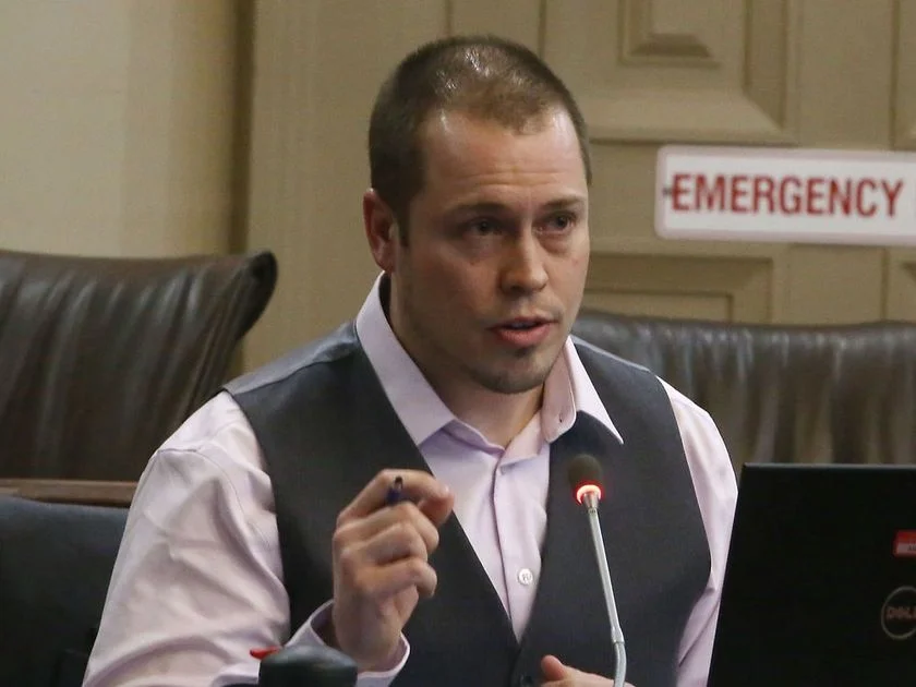 Council moves to make Kingston a climate change hub