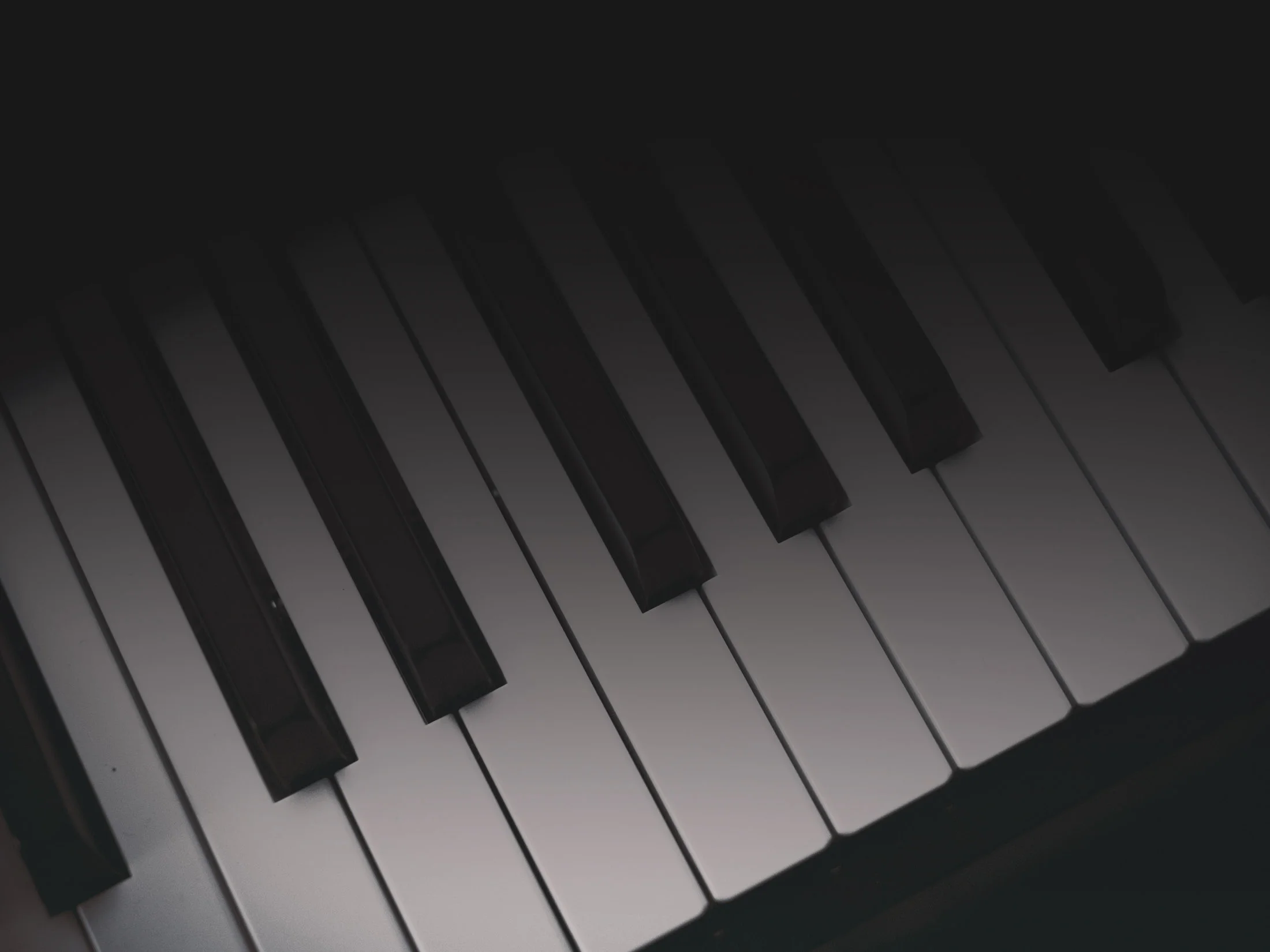 black-and-white-keyboard-musical-instrument-258805.jpg
