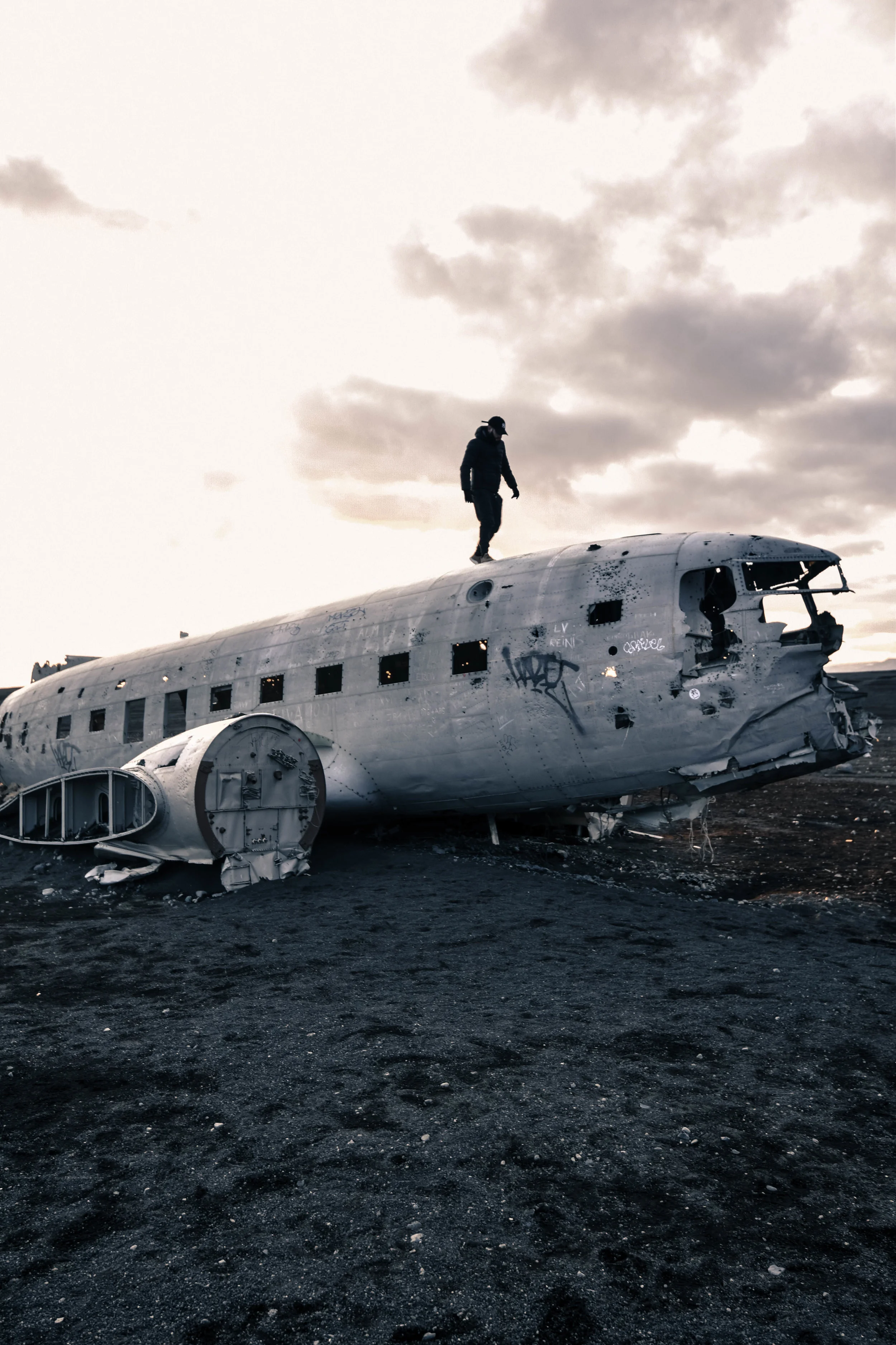 Solheimasandur Plane Wreck