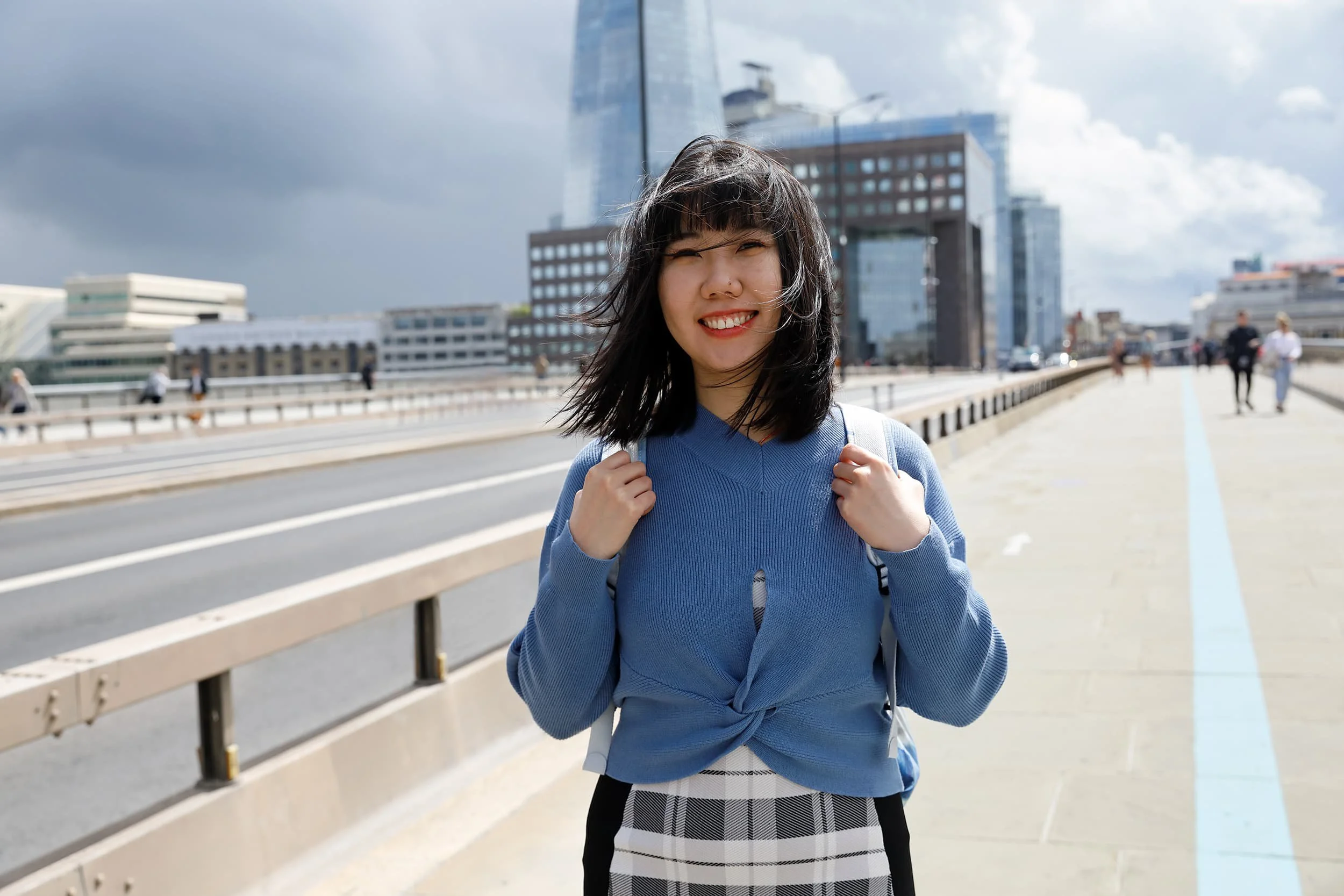 portrait_young_women.jpg