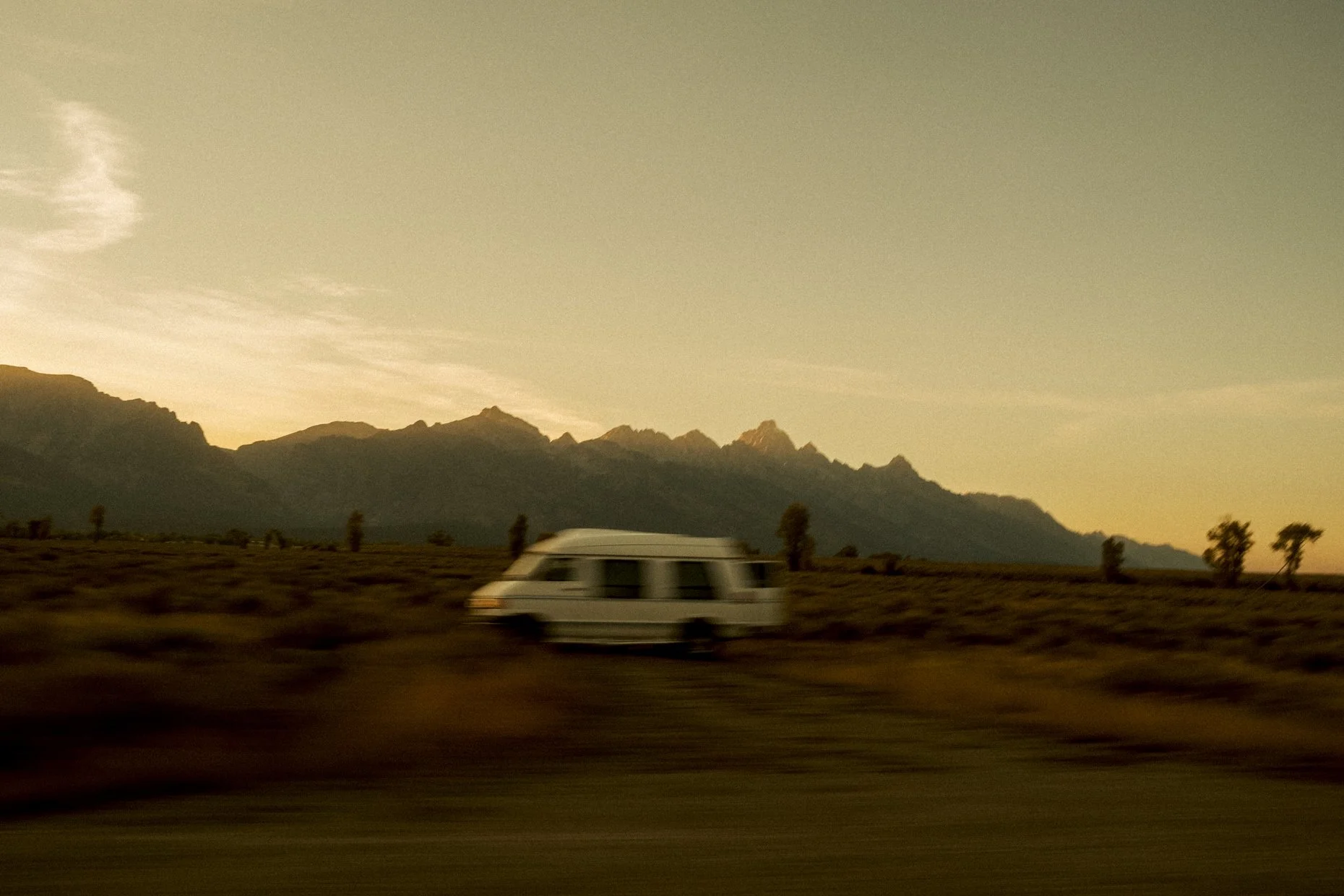 LPA Photographers / Andy Smith / Arrival to life in LA