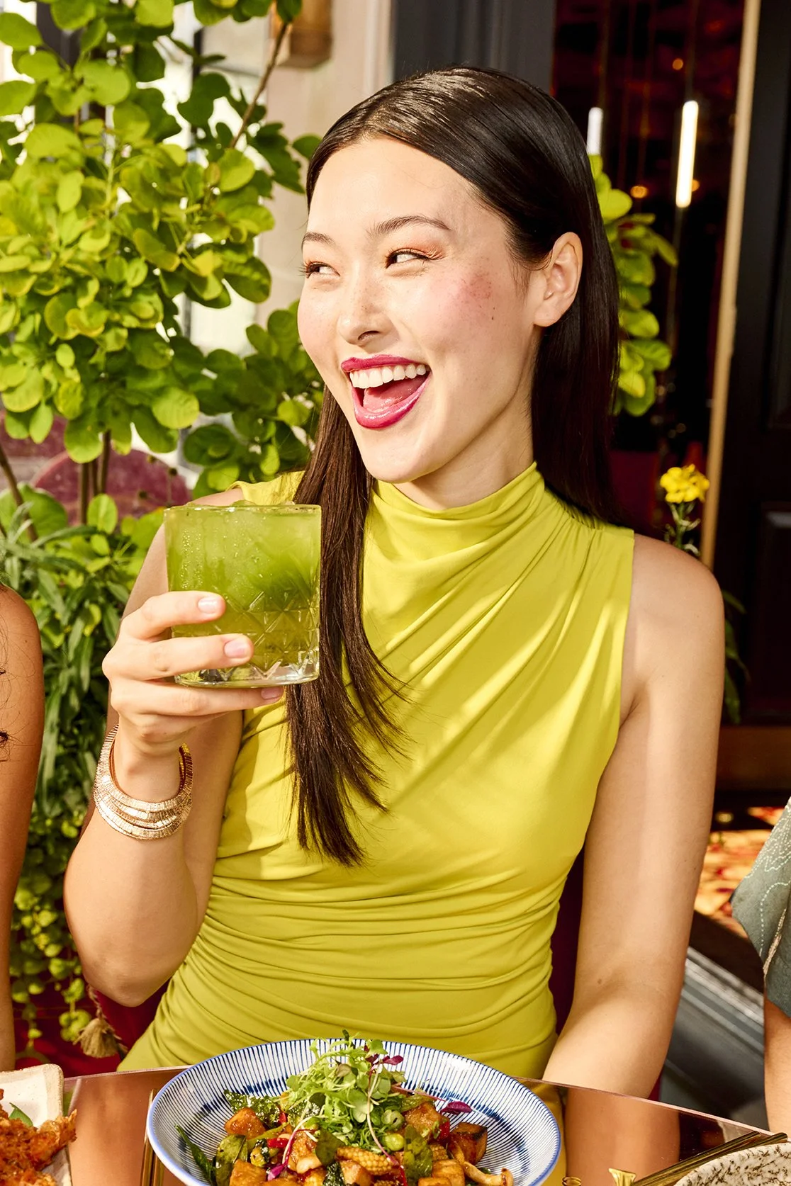 poppy+bright+flash+oncameraflash+portrait+lifestyle+advertsing+photography+tim+jobling+London+food+drinks+ivy+asia_1265.jpg