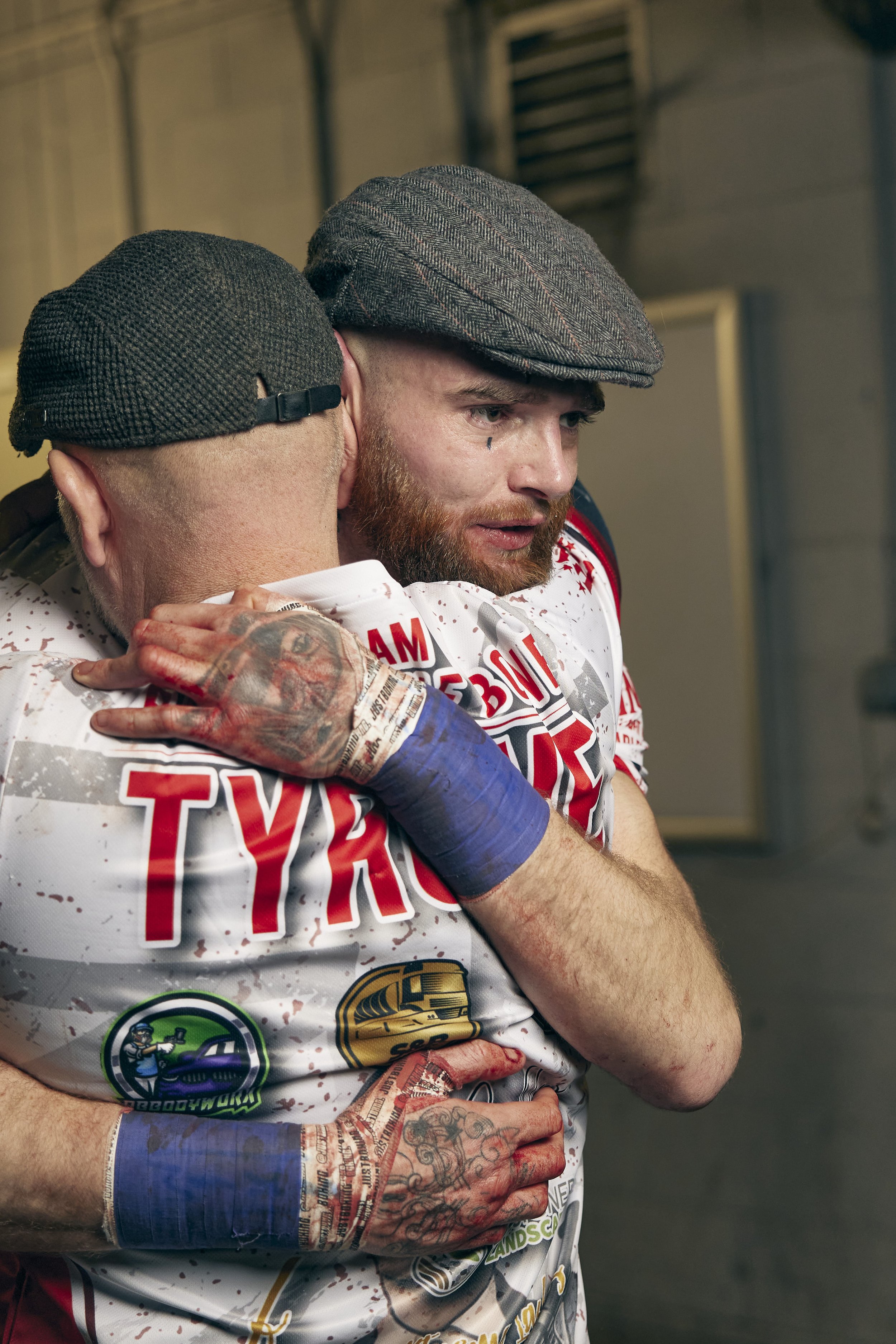 BARE_KNUCKLE_06.jpg