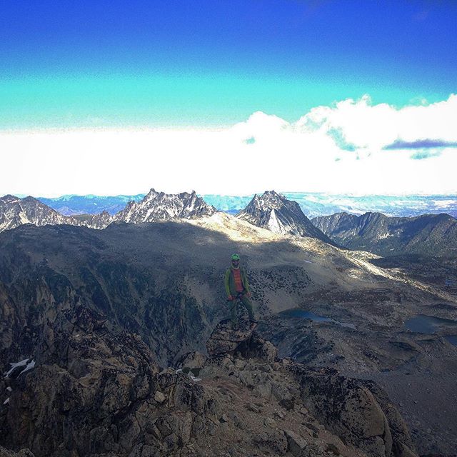 #dragontailpeak
@adamdfrost &mdash; 13 miles, 4000 elevation gain, 18 hours
&bull;
#elevateidaho#elevatemystate