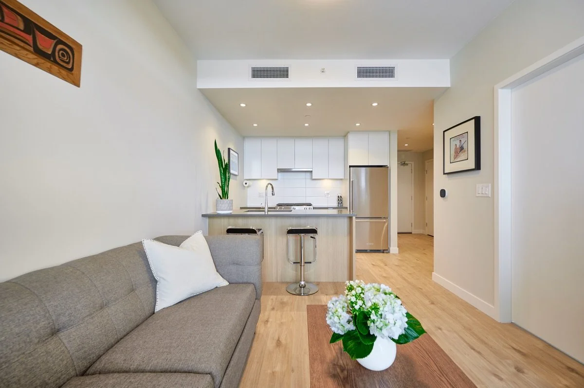 703 3430 East Kent Av S 16.jpg