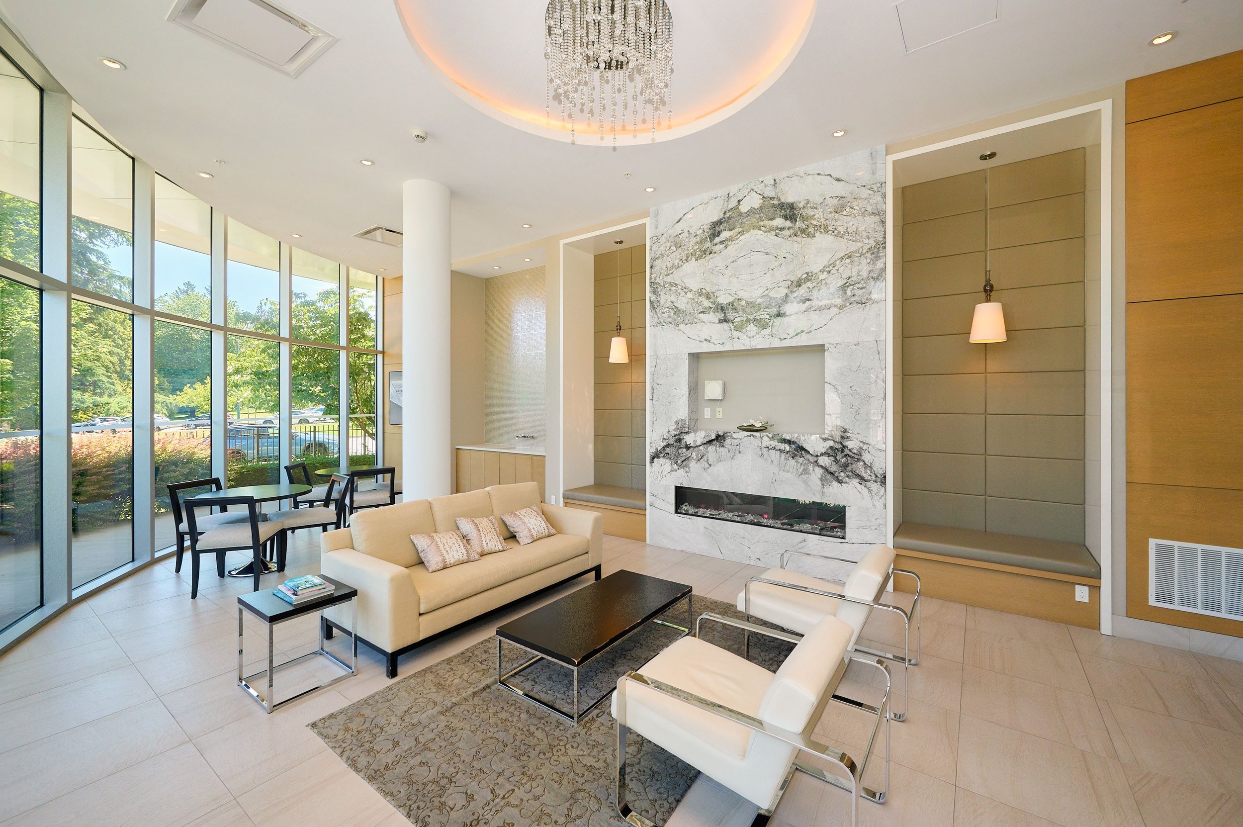 209 508 W 29 Av Vancouver 02 h.jpg