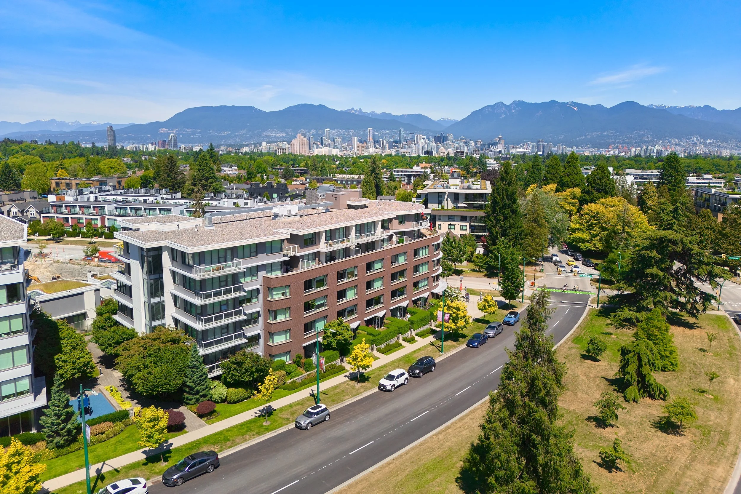 209 508 W 29 Av Vancouver 24 h.jpg