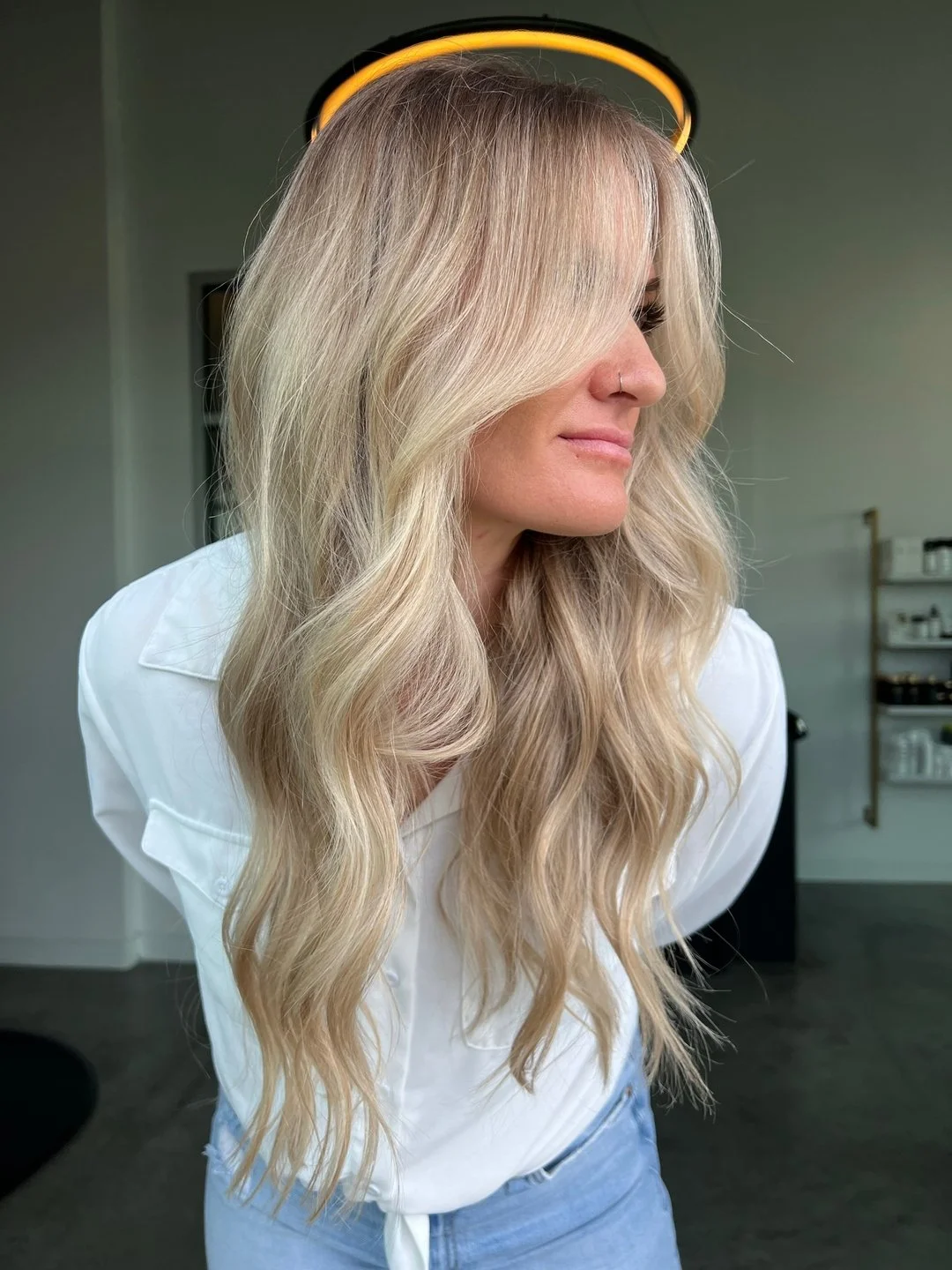 This literal angel 😇 ​​​​​​​​
Artist: Alaina