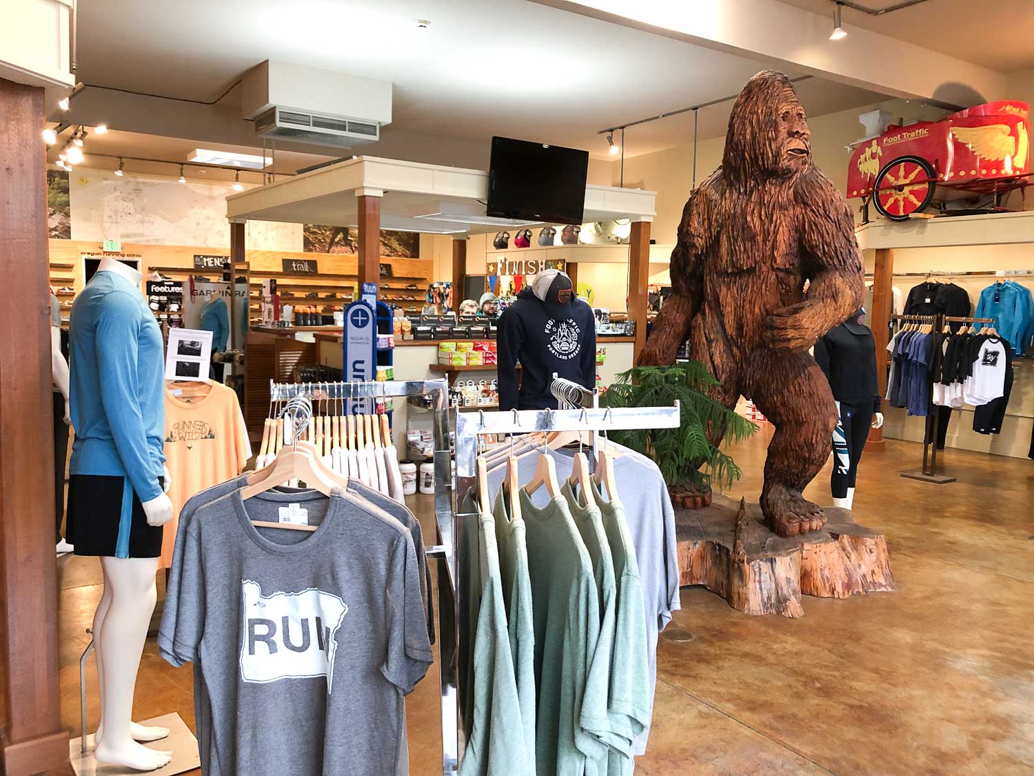 running-apparel-and-shoes-portland-oregon