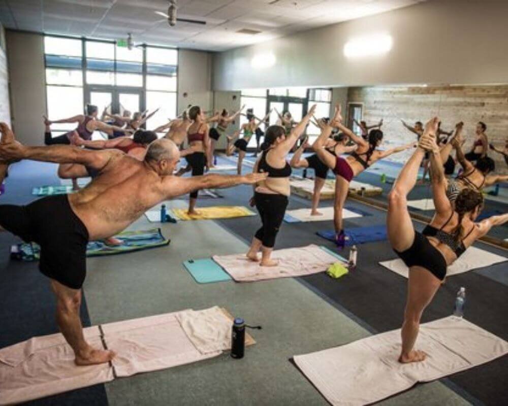 community-yoga-classes-portland-oregon.jpg