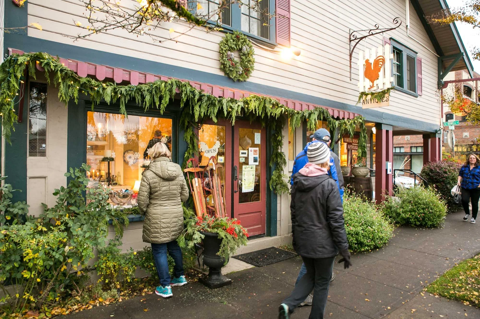 Support Local! Small Business Saturday in Sellwood Moreland