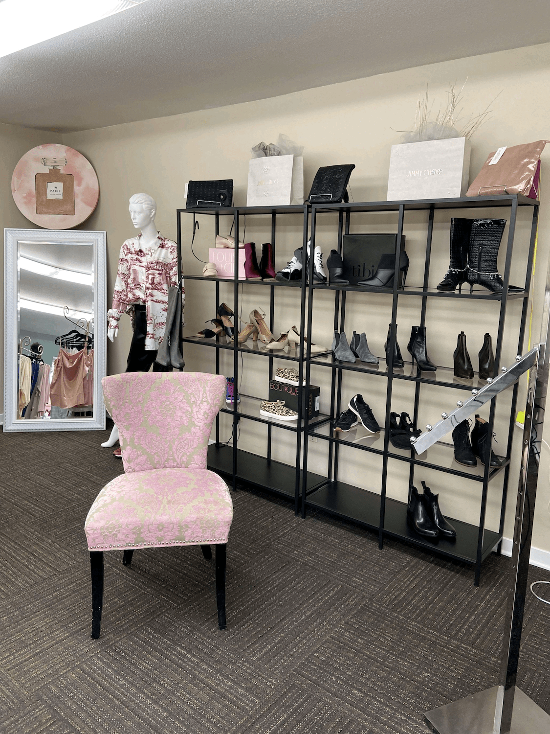 ava-bella-boutique-sellwood-2.png