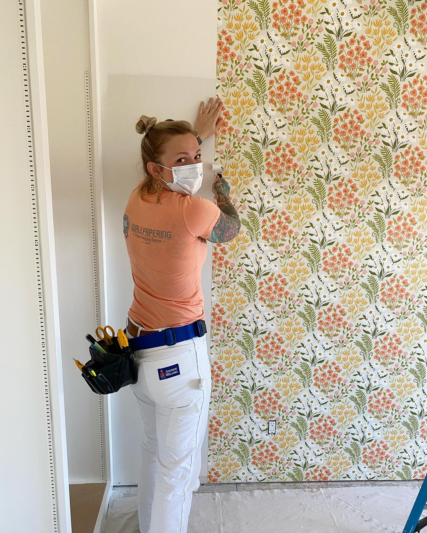 Love it when my work shirt happens to match the wallpaper I&rsquo;m installing 🌷💐🌷 this nursery is one step closer to completion ❤️
