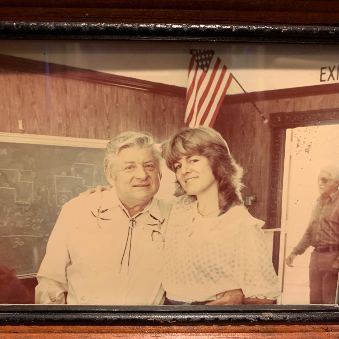 Here&rsquo;s a throw way back to 1981 with Savanna and her mentor/instructor, Mr. Bill Spires. 
Bill was a third generation installer and member of the East Coast Chapter of the National Paperhanger&rsquo;s Guild. 
Savanna spent 4 months at the west 