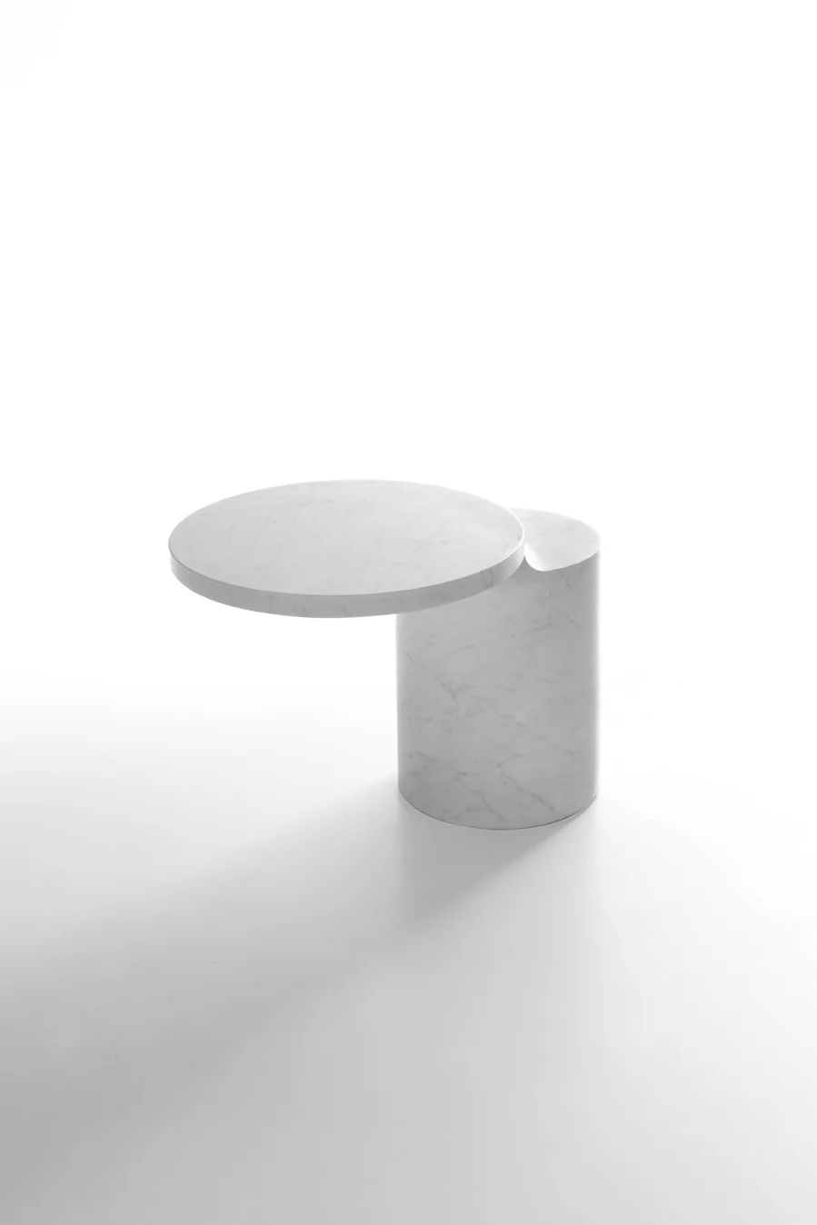 siglo-moderno-taksim-grcic-white-carrara-3.jpg