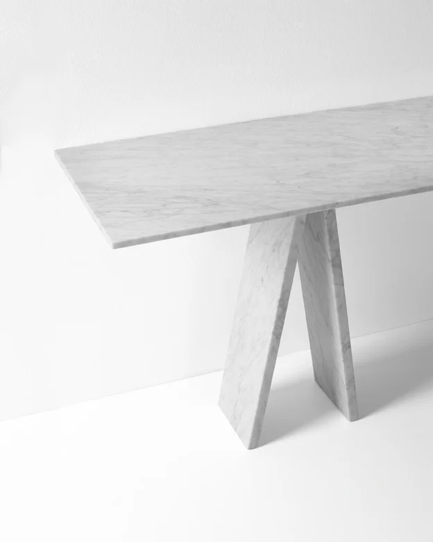 siglo-moderno-topkapi-grcic-white-carrara-3.jpg