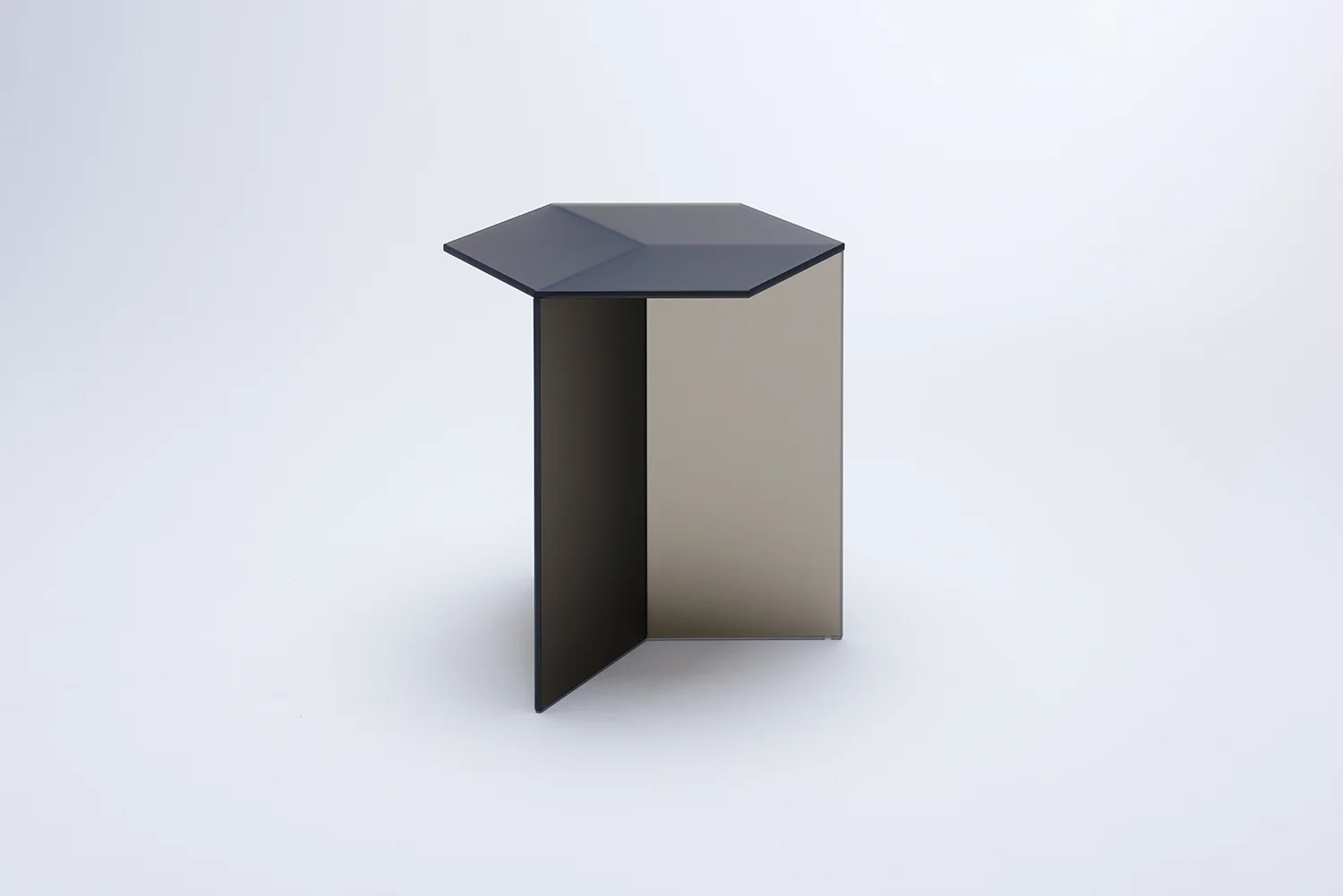 siglo_moderno_NC_PP_HR_Isom_Tall_bronze_frosted.jpg