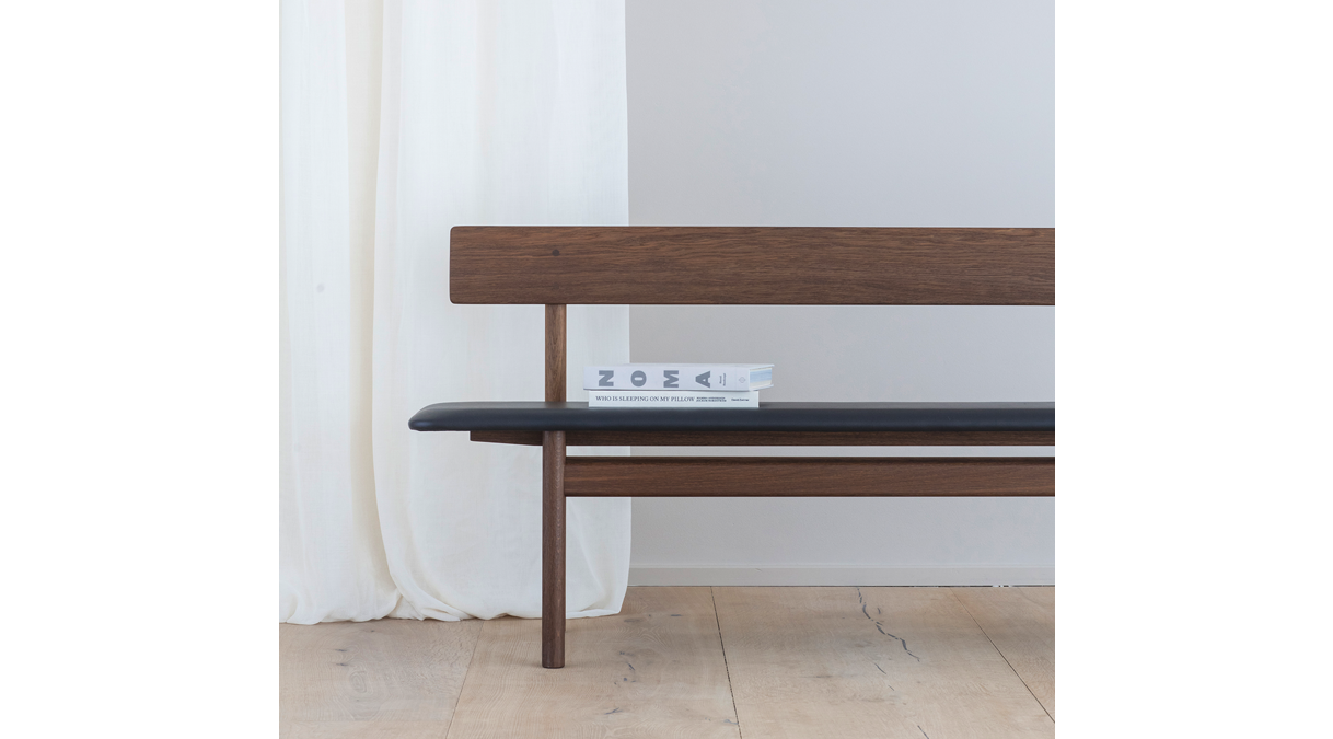 siglo_moderno_Mogensenbench_chair_1218x675px_4.png