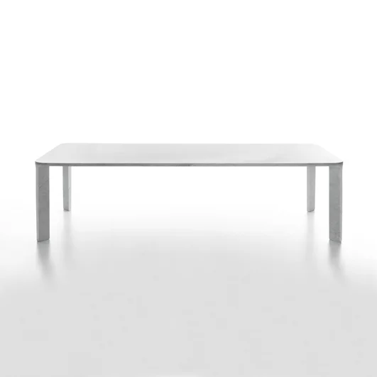 siglo-moderno-lino-dining-irvine-white-carrara-square.jpg