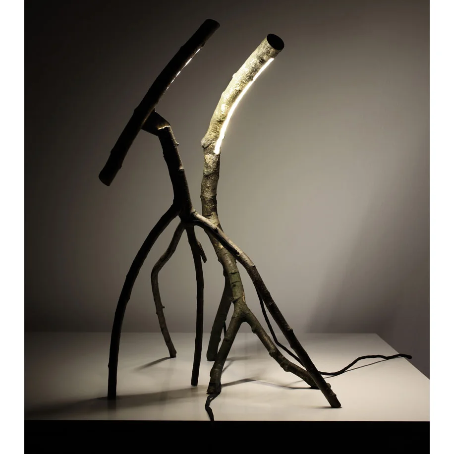 siglo_moderno_marco_ianncelli_little_tree_friend_lamp_7.jpg