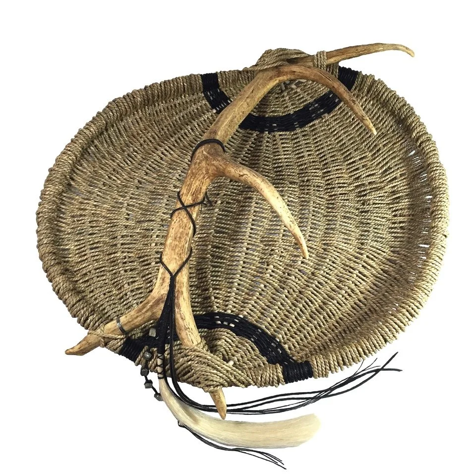 洋書 ANTLER BASKETS DEER ANTLER BASKET B14 — SIGLO MODERNO
