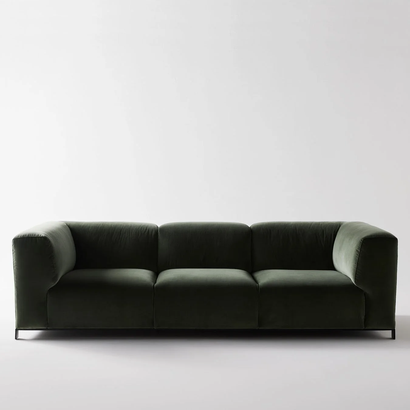 siglo-moderno-gemini-sofa-seater-contemporary-design-1.jpg