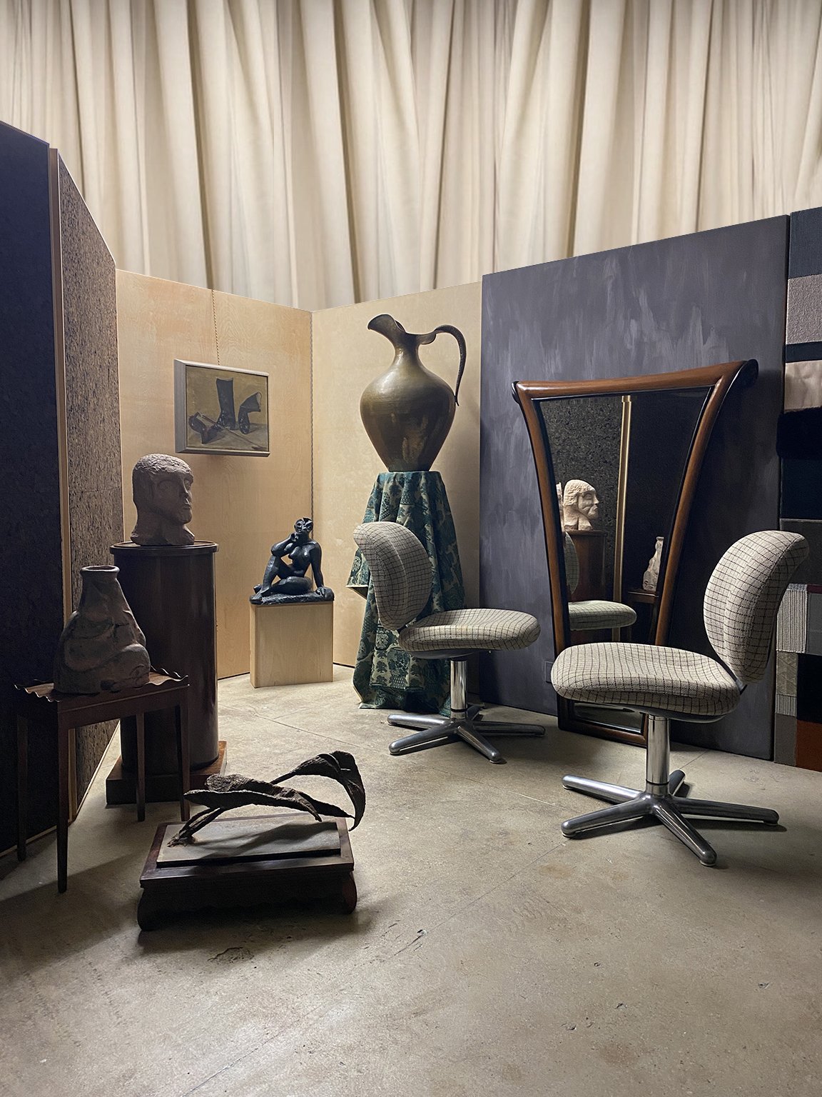 siglo-moderno-vintage-furniture-vignette-1.jpg