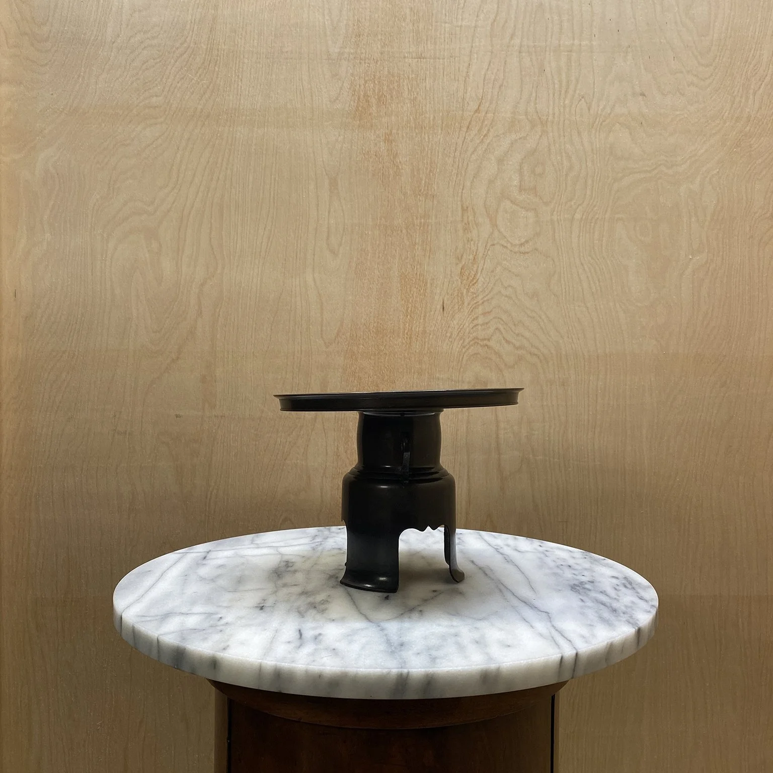 siglo-moderno-japanese-ikebana-bronze vase-4.jpg