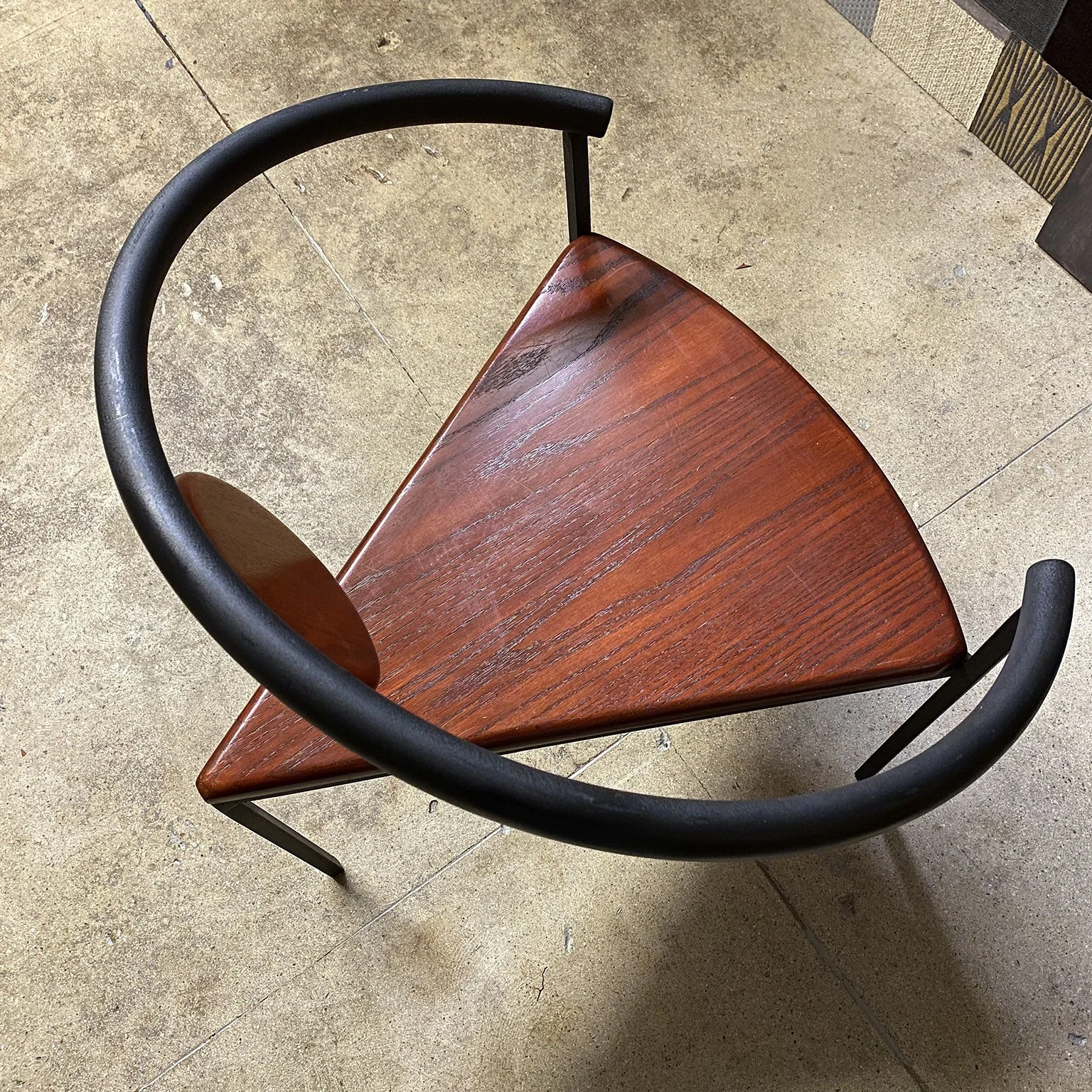 siglo-moderno-post-modern-memphis-vintage-chairs-13.jpg