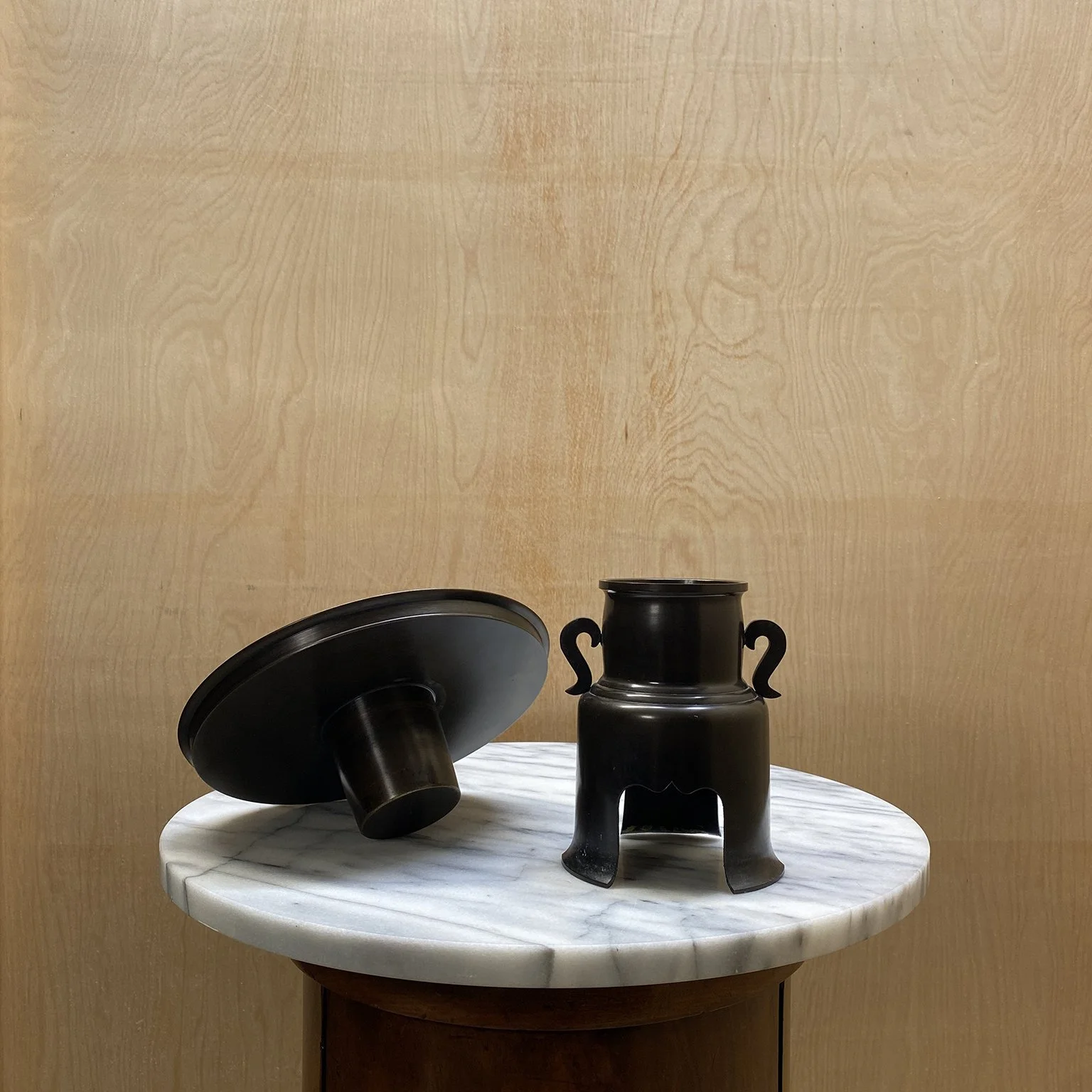 siglo-moderno-japanese-ikebana-bronze vase-8.jpg