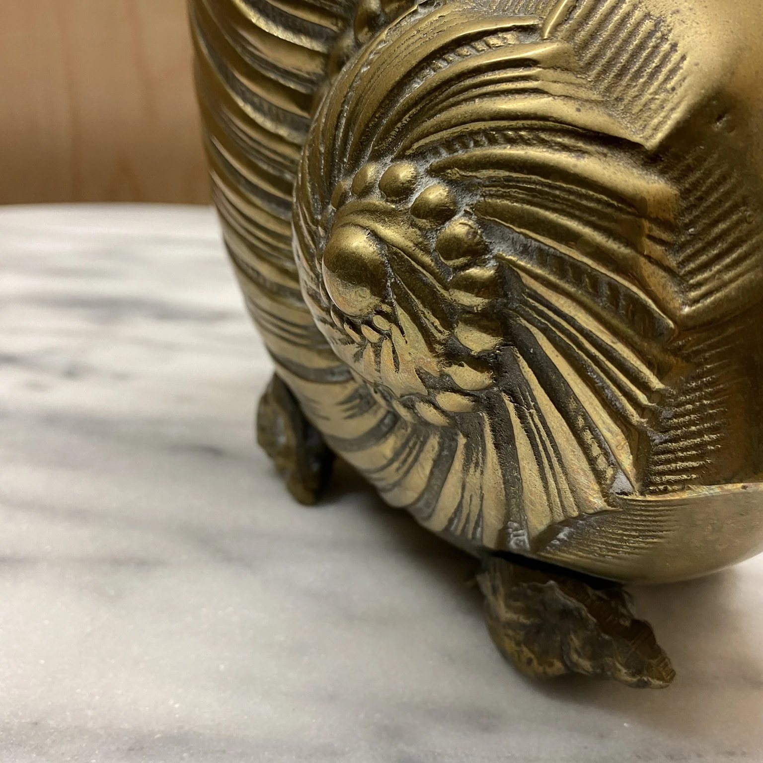 siglo-moderno-1970-vintage-brass-nautilus-vase-vessel-14.jpg