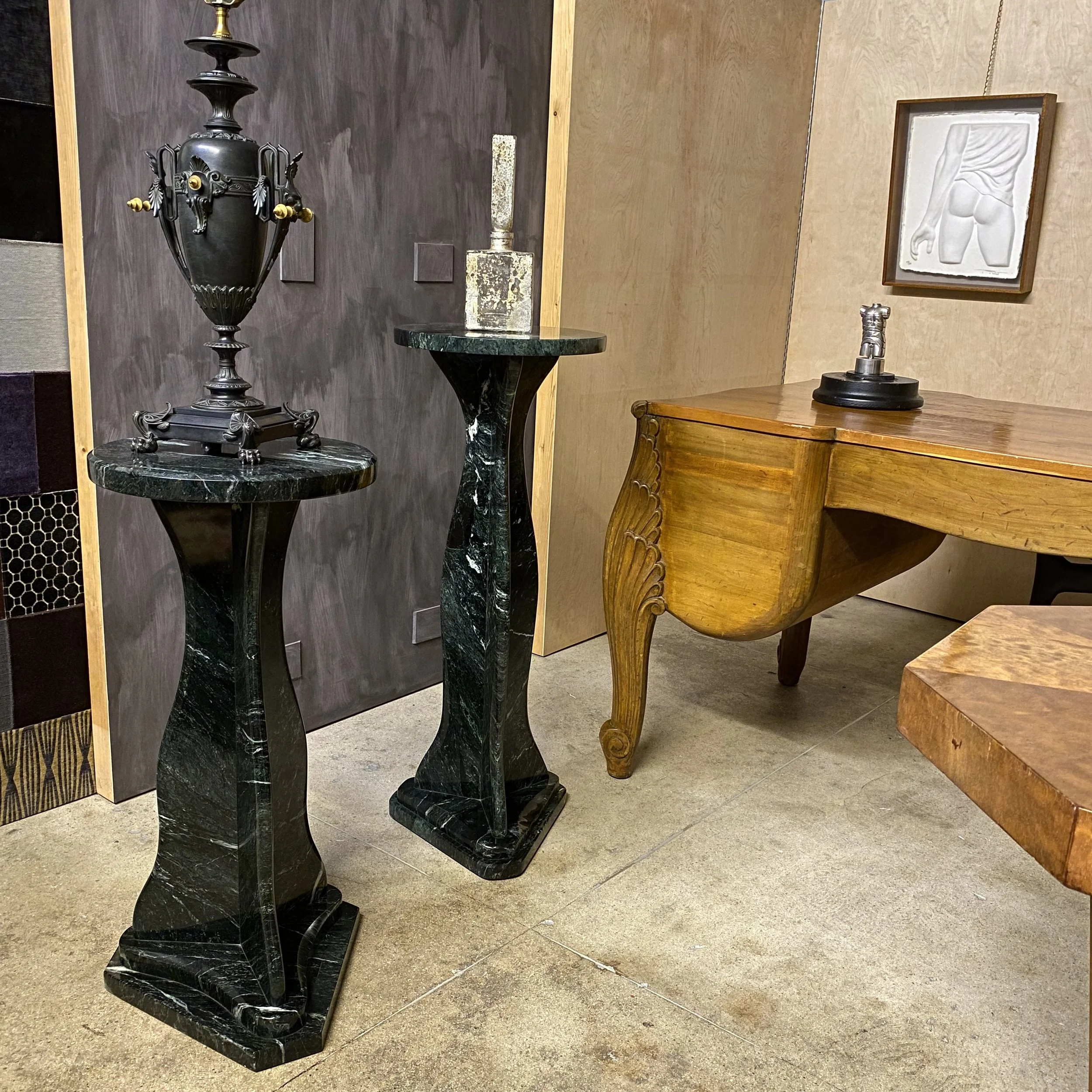 siglo-moderno-december-vintage-vignette-29.jpg