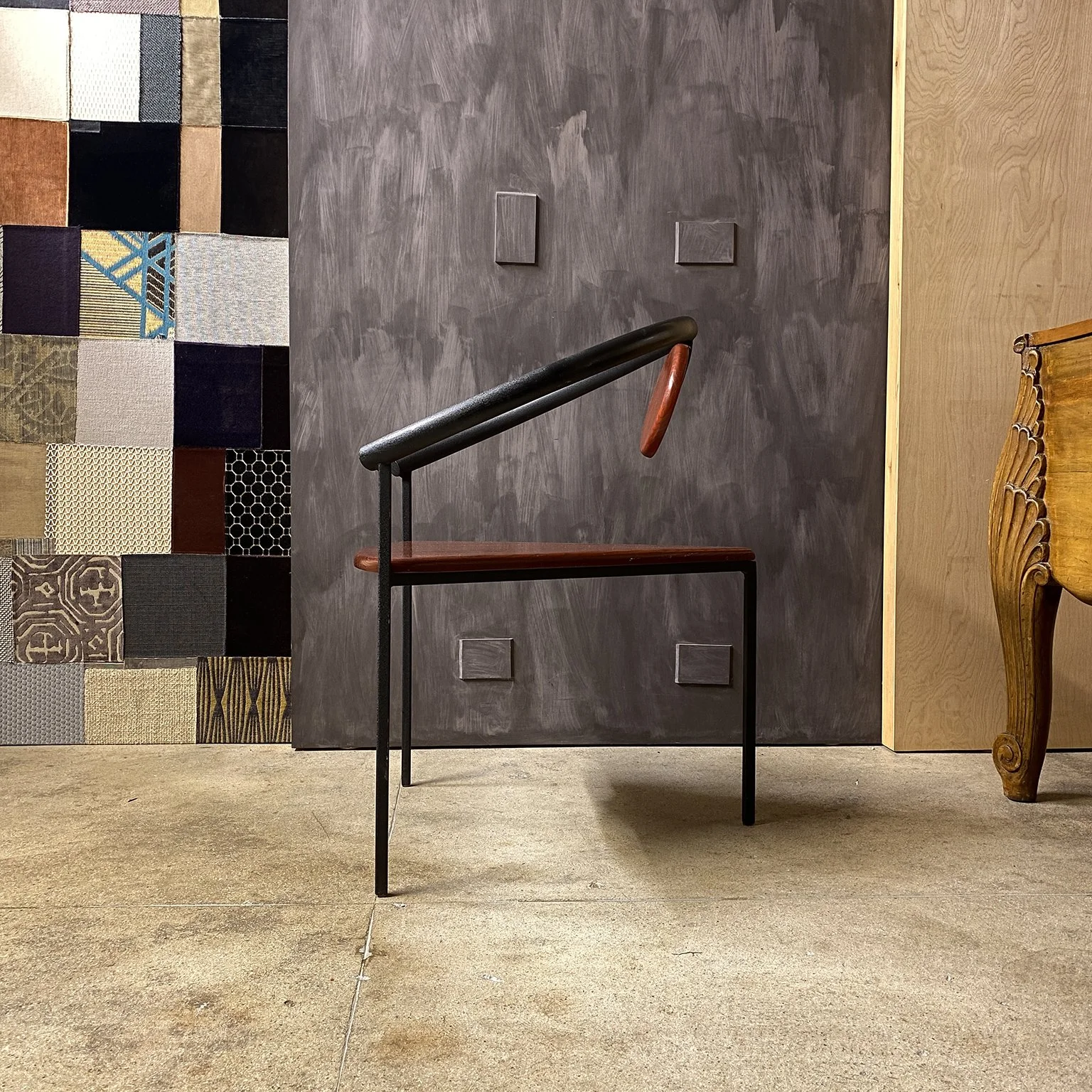 siglo-moderno-post-modern-memphis-vintage-chairs-5.jpg
