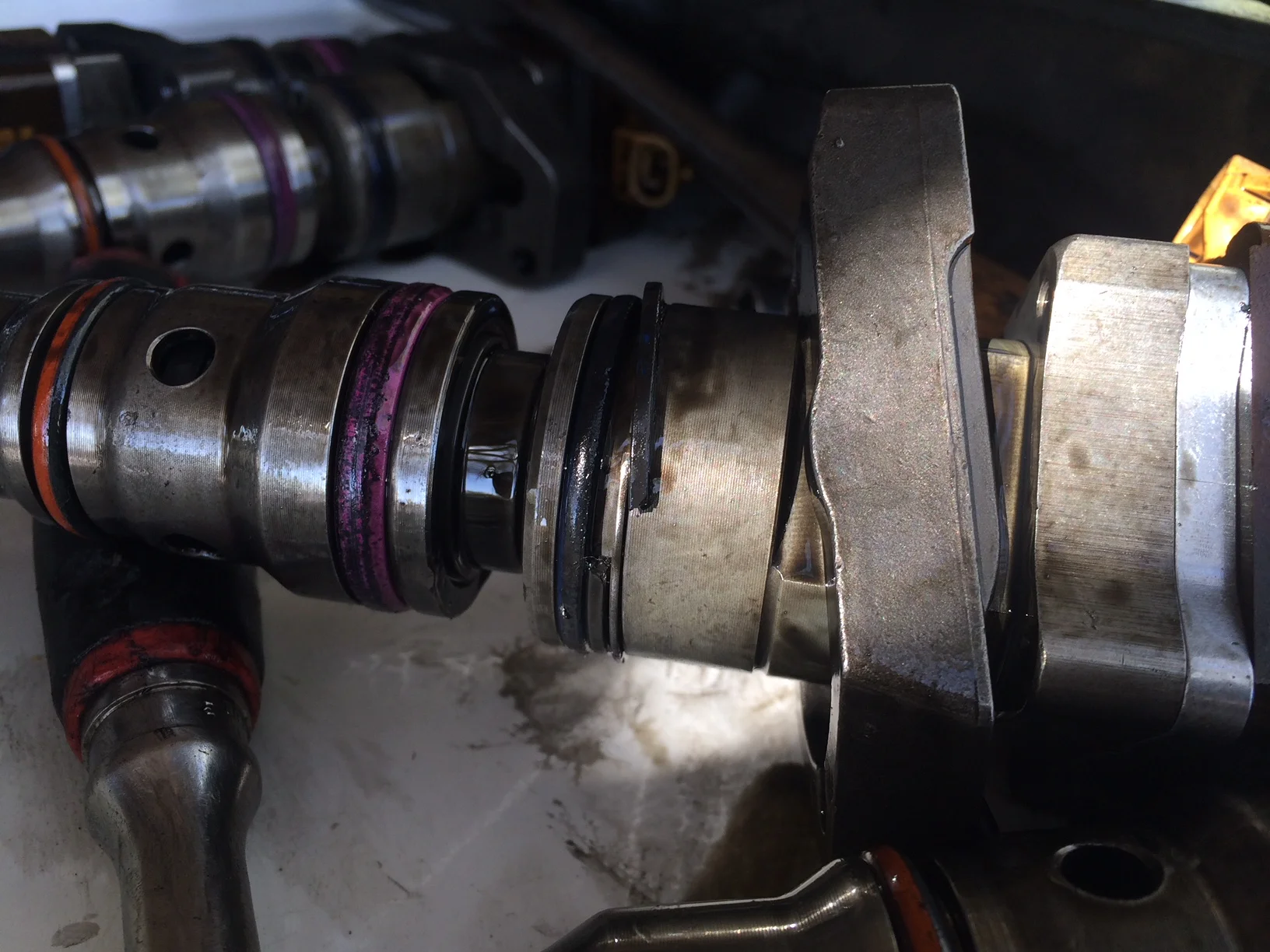 Repairing busted O-rings on 7.3 Powerstroke injectors
