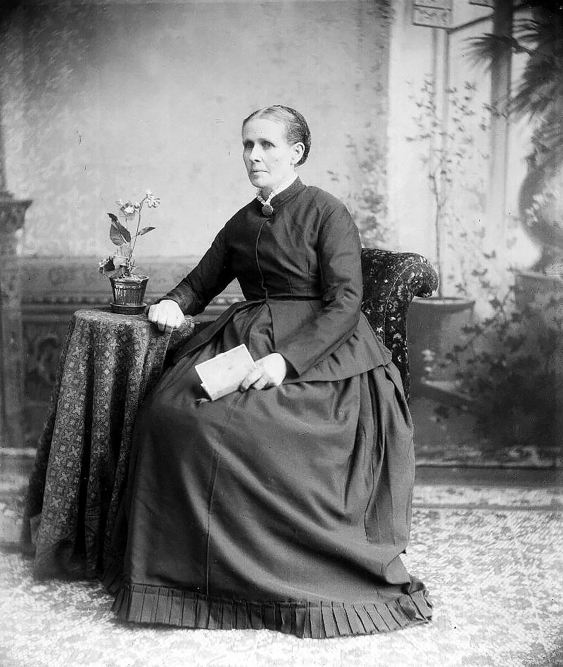 Jane Wright Earl.jpg