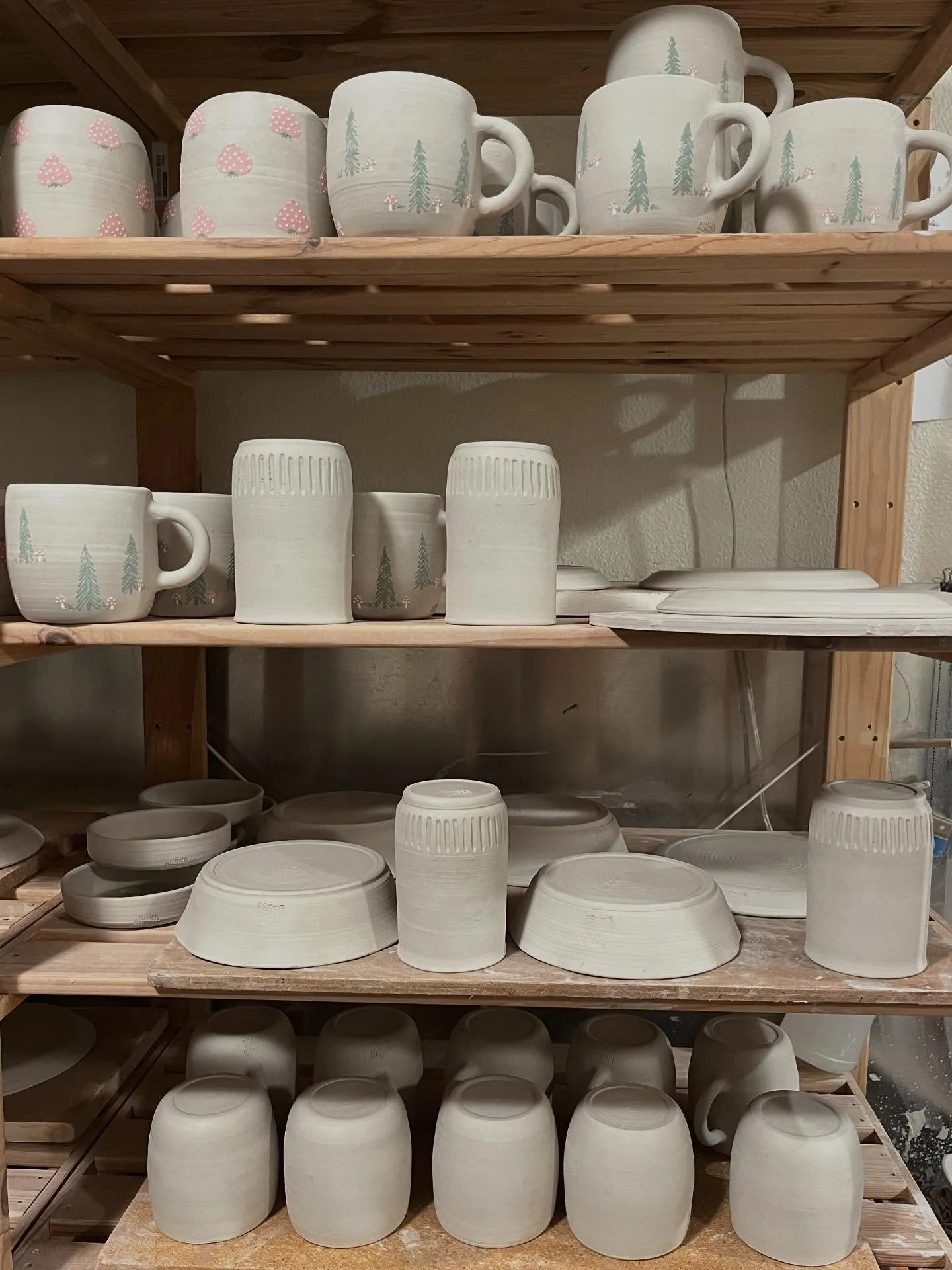 What the shelves usually look like around here&hellip; drying and waiting for a glazing!