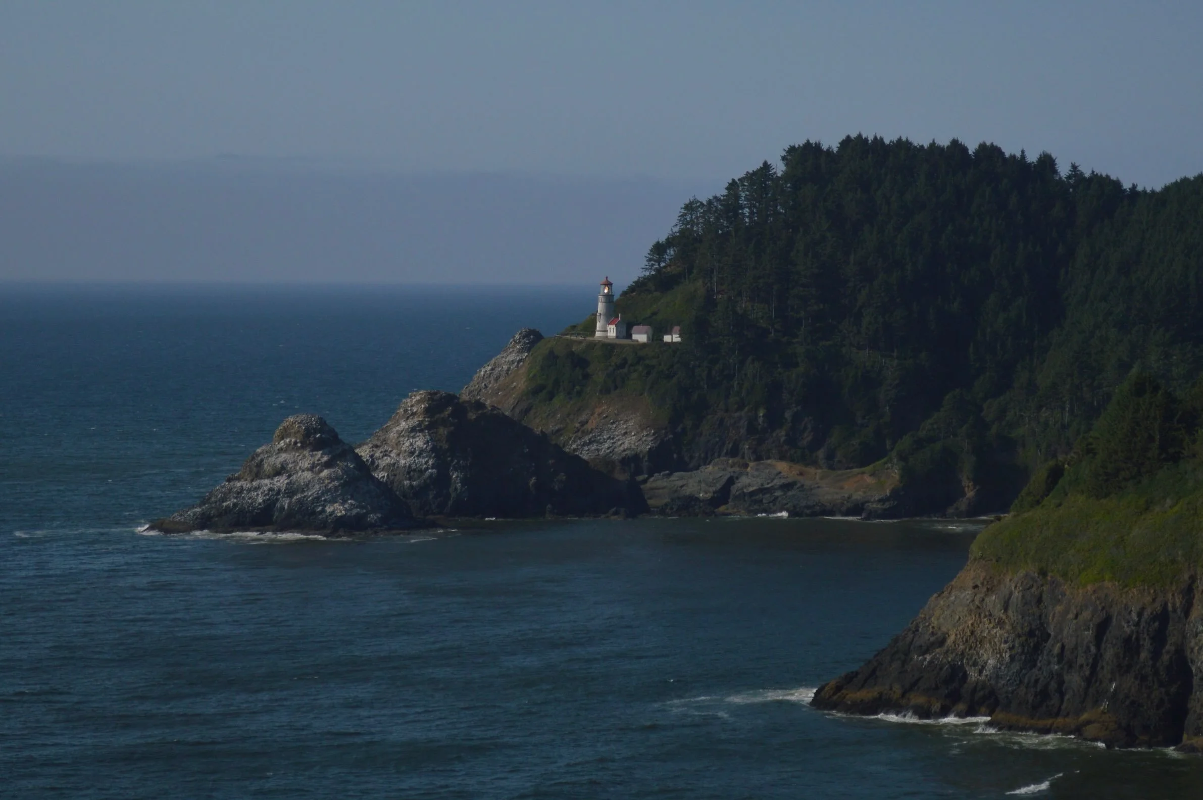 Family vacation here and gone! We celebrated last week our 10th wedding anniversary and our daughter&rsquo;s 2nd bday on the Oregon coast. Lots of hours on the beach and wandering around tide pools. We&rsquo;re back to work now but enjoying the gazil