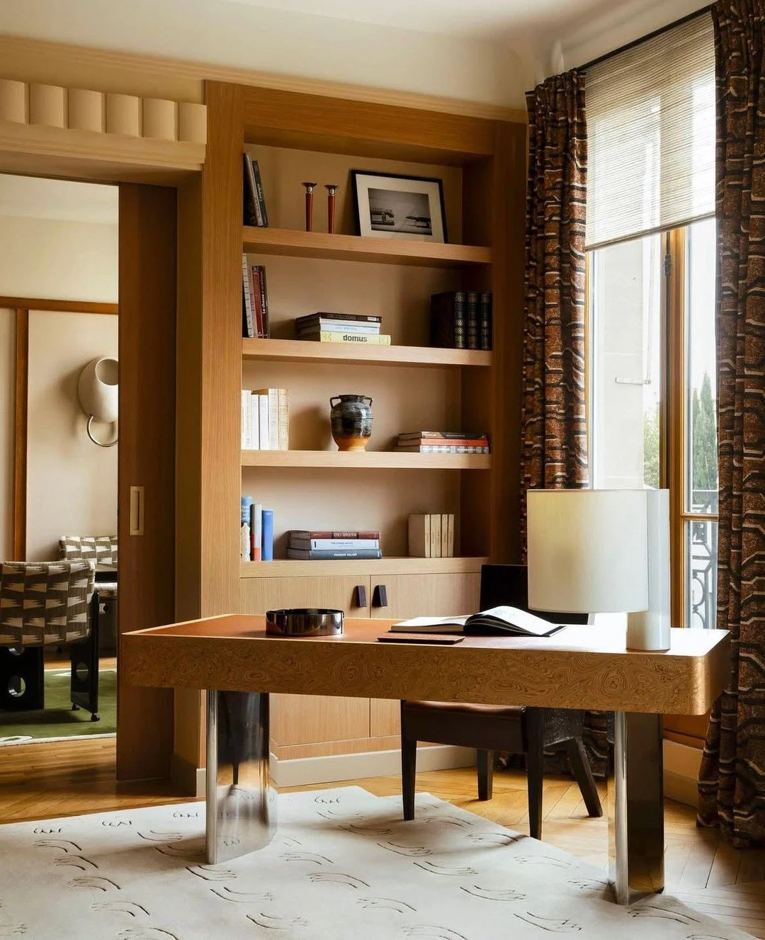 A warm and inviting office space. (Design by @julairouzaudstudio, photo by @alicemesguich)  #thecravecollective #interiordesign #design #homeoffice #interiors123